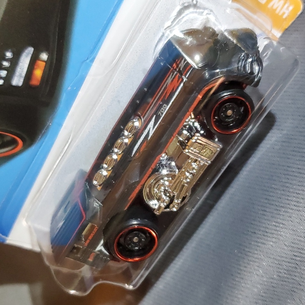 Hot‎ Wheels - Picture 3 of 10